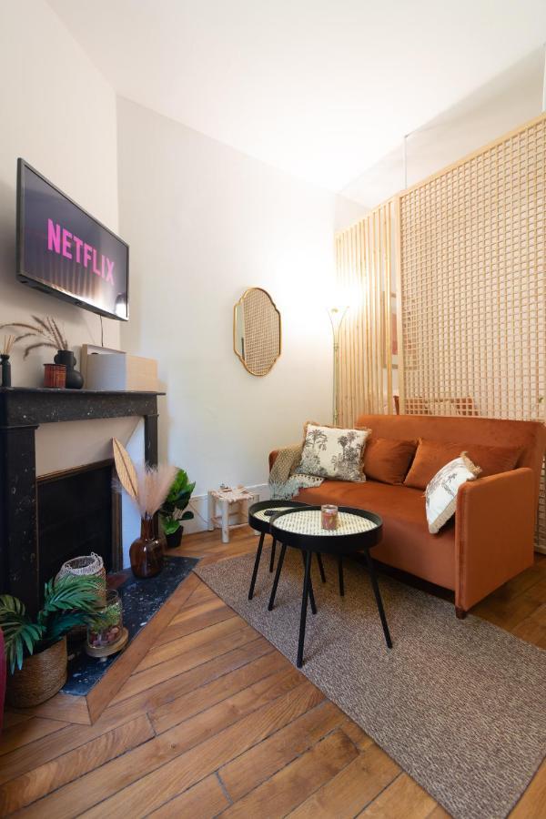 Cosy et comfort studio équipé à Clichy 5 min Métro Exterior foto