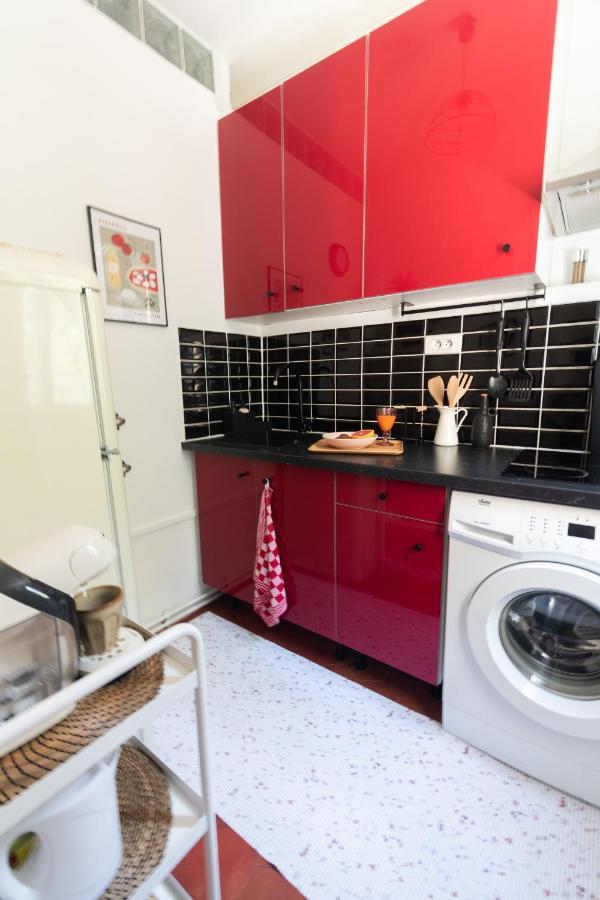 Cosy et comfort studio équipé à Clichy 5 min Métro Exterior foto