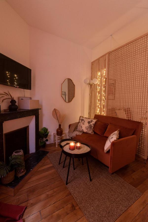 Cosy et comfort studio équipé à Clichy 5 min Métro Exterior foto